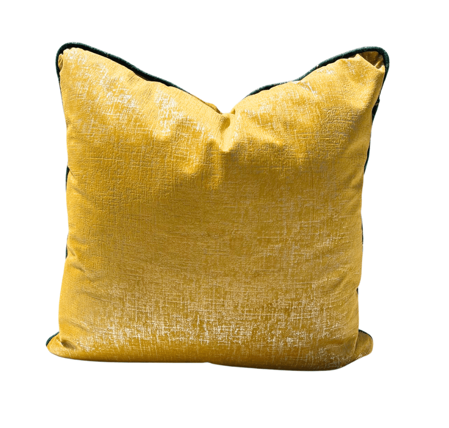 Gauta collection with green pipping